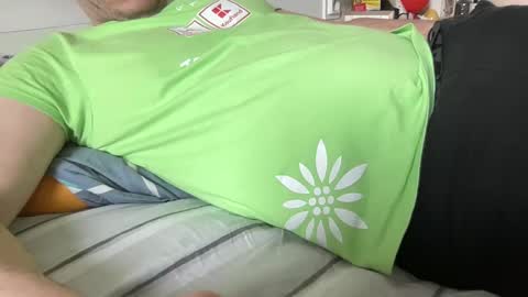 Snapshot of tyber87 chatting on January 27, 12:58 pm Padrynhyo online show from January 27, 12:58 pm