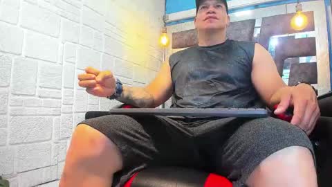 Tyleer Scot online show from March 23, 7:09 pm