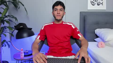 Tyler Fox online show from May 29, 9:14 pm