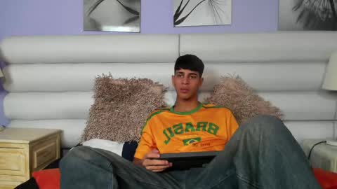 Snapshot of tyler_rodriguez chatting on February 25, 8:41 pm Tyler Rodriguez online show from February 25, 8:41 pm