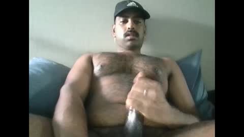 tylerd45637 online show from November 28, 10:33 pm