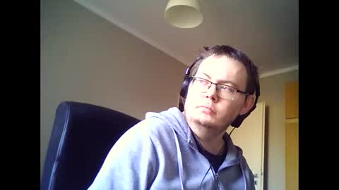 tyradi1991 online show from February 9, 2:40 pm