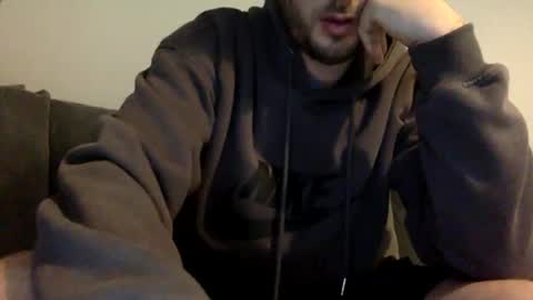 Snapshot of ukboy08x chatting on October 31, 3:48 pm ukboy08x online show from October 31, 3:48 pm