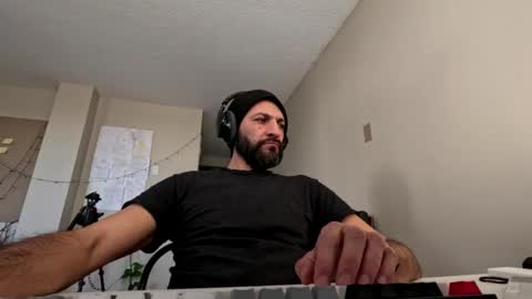 ultratoaster online show from January 3, 6:24 pm