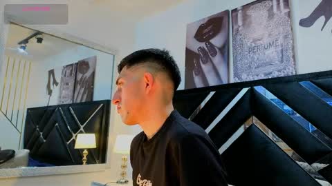 un_sluttyy online show from April 10, 11:28 am