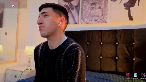 un_sluttyy online show from February 26, 11:00 am