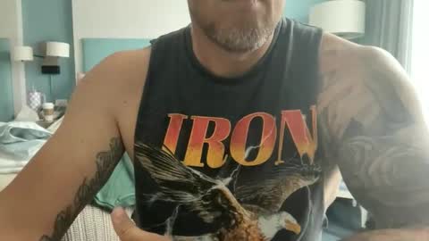 uncleblazer10 online show from April 8, 3:43 pm