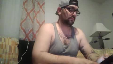 Snapshot of uncutfun8 chatting on March 1, 5:31 am Thick uncut Greek online show from March 1, 5:31 am