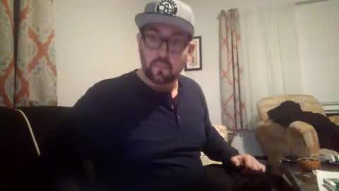 Snapshot of uncutfun8 chatting on March 3, 2:44 am Thick uncut Greek online show from March 3, 2:44 am
