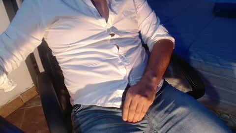 Giov online show from May 28, 8:18 pm