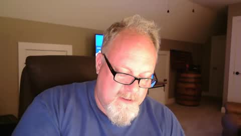 up2later online show from September 10, 3:49 am