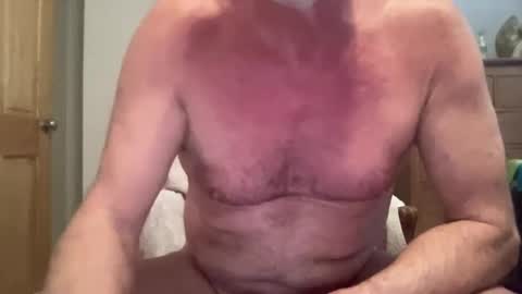 Snapshot of upton64 chatting on February 5, 9:36 am Oak Cock online show from February 5, 9:36 am