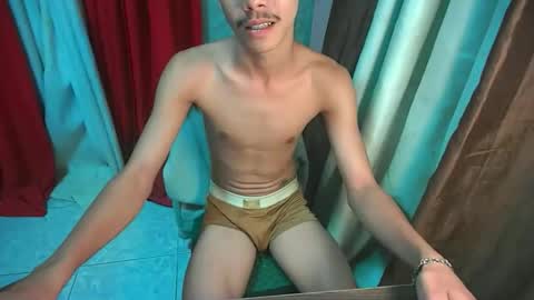 ur_boy_bryan online show from April 9, 6:36 pm