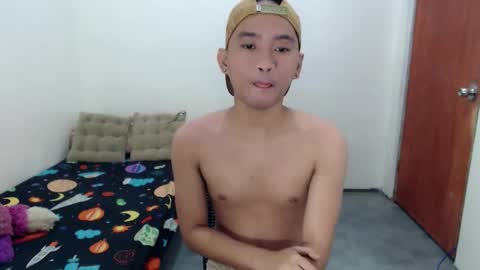 ur_joshuahotnotch online show from June 7, 11:00 pm