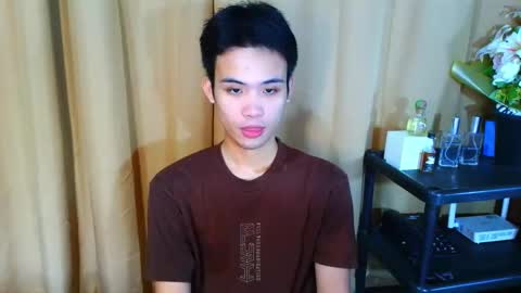 urasiancumboix2 online show from October 29, 1:52 am