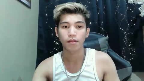 ASIANBBYBOY online show from September 17, 12:39 pm