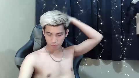 ASIANBBYBOY online show from September 20, 3:01 pm