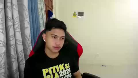 Dannie online show from December 17, 10:44 am