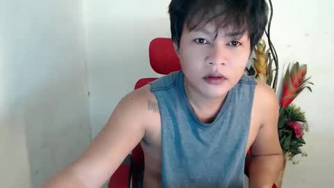 jess online show from April 19, 7:08 am