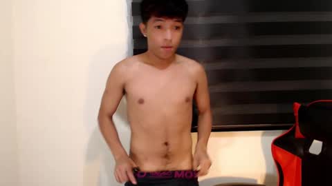 Ethan online show from December 5, 4:47 pm