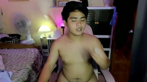 urhotfantasy online show from November 5, 5:09 am