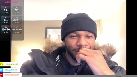 Snapshot of urnewdaddy90 chatting on January 4, 5:37 am Big Daddy online show from January 4, 5:37 am