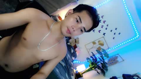 urpinoy_cummer online show from April 9, 1:39 pm