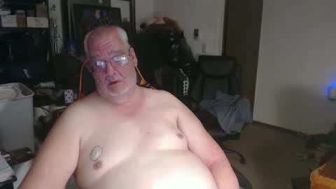 Eric online show from April 25, 2:03 am