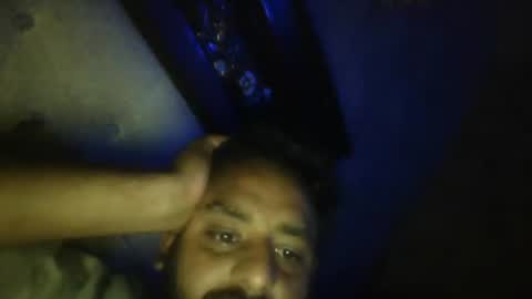 Snapshot of usman184 chatting on January 22, 10:06 pm Mian184 online show from January 22, 10:06 pm