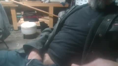 uwannnas online show from November 29, 3:14 pm