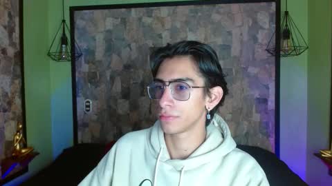 UYUKIE online show from March 23, 3:34 am