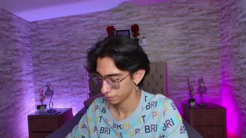 UYUKIE online show from April 2, 2:31 am