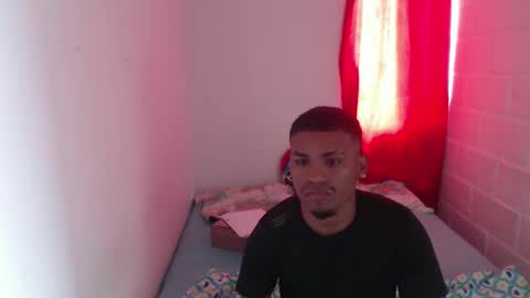 val_sex02 online show from February 3, 6:49 pm