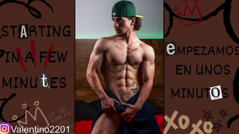 Valentino - 15 OFF valentino2201 online show from April 9, 1:14 am