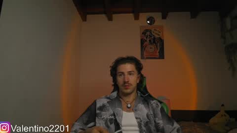 Valentino - 15 OFF valentino2201 online show from April 10, 1:12 am