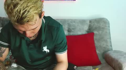 Nick online show from November 17, 3:15 pm