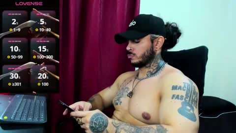 vanvelckan_ online show from September 30, 3:34 am