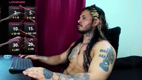 vanvelckan_ online show from September 15, 1:08 am