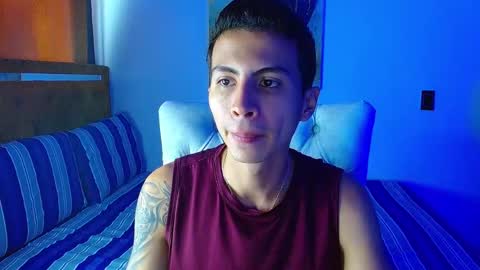 velk_hot1 online show from February 24, 12:50 pm
