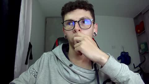 Vicent Brais online show from December 5, 7:27 am