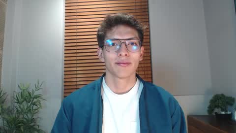 Victor Oliveira online show from April 4, 7:22 pm