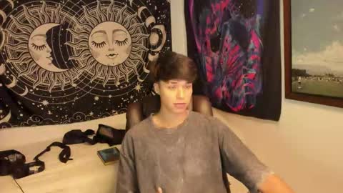 Victorino Jhonson online show from December 23, 3:59 am