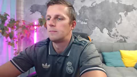 vikingchrisss online show from November 13, 11:48 am