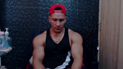 Viktor Herrera online show from February 4, 6:47 pm