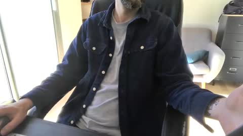 Vince online show from April 23, 3:03 pm