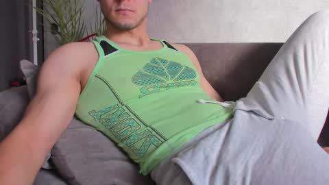 Vincent.  uncut 18cm online show from January 10, 11:25 am