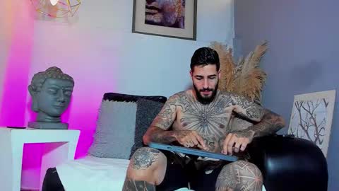 Vincent Sartori online show from March 24, 7:40 pm