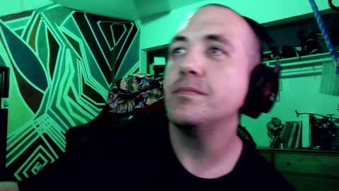 onlyhaveeyes4u online show from April 15, 2:11 am