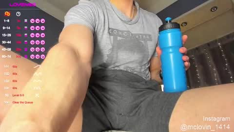 Snapshot of vinsentt_frantlyy chatting on February 24, 9:52 pm MaximMaxiMax no baby bb bby online show from February 24, 9:52 pm