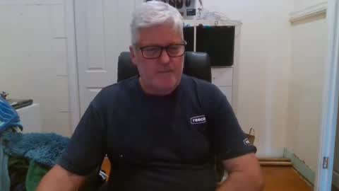 viper654321 online show from March 3, 7:50 am